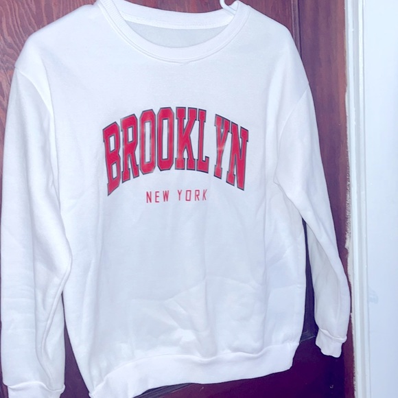 Sweaters - White Sweater